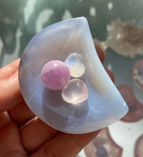 Load image into Gallery viewer, Blue Chalcedony small moon set