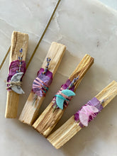 Load image into Gallery viewer, Palo Santo Bouquet