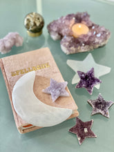 Load image into Gallery viewer, Star shape druzy Amethyst